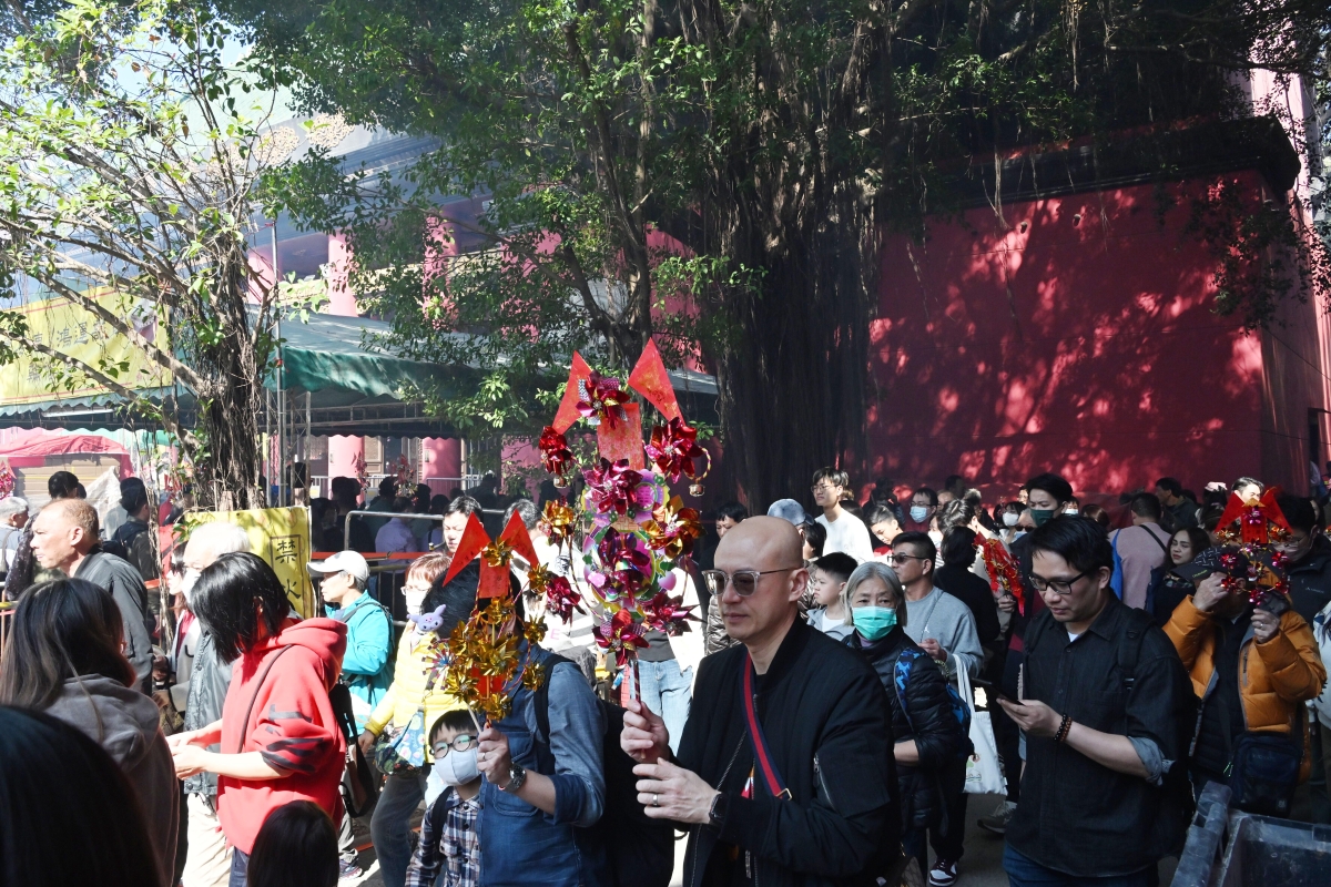 ​香港市民大年初二车公庙祈福